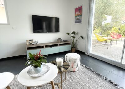 Intérieur coin télé Villa Rafael