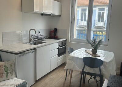 cuisine et table a manger studio Océan