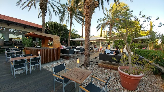 Plat du restaurant decor et salteado